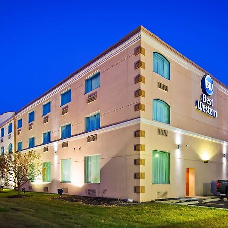 Best Western Airport Inn & Suites Cleveland Brook Park Exterior foto