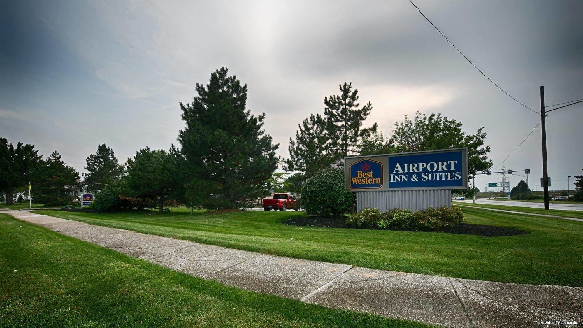 Best Western Airport Inn & Suites Cleveland Brook Park Exterior foto